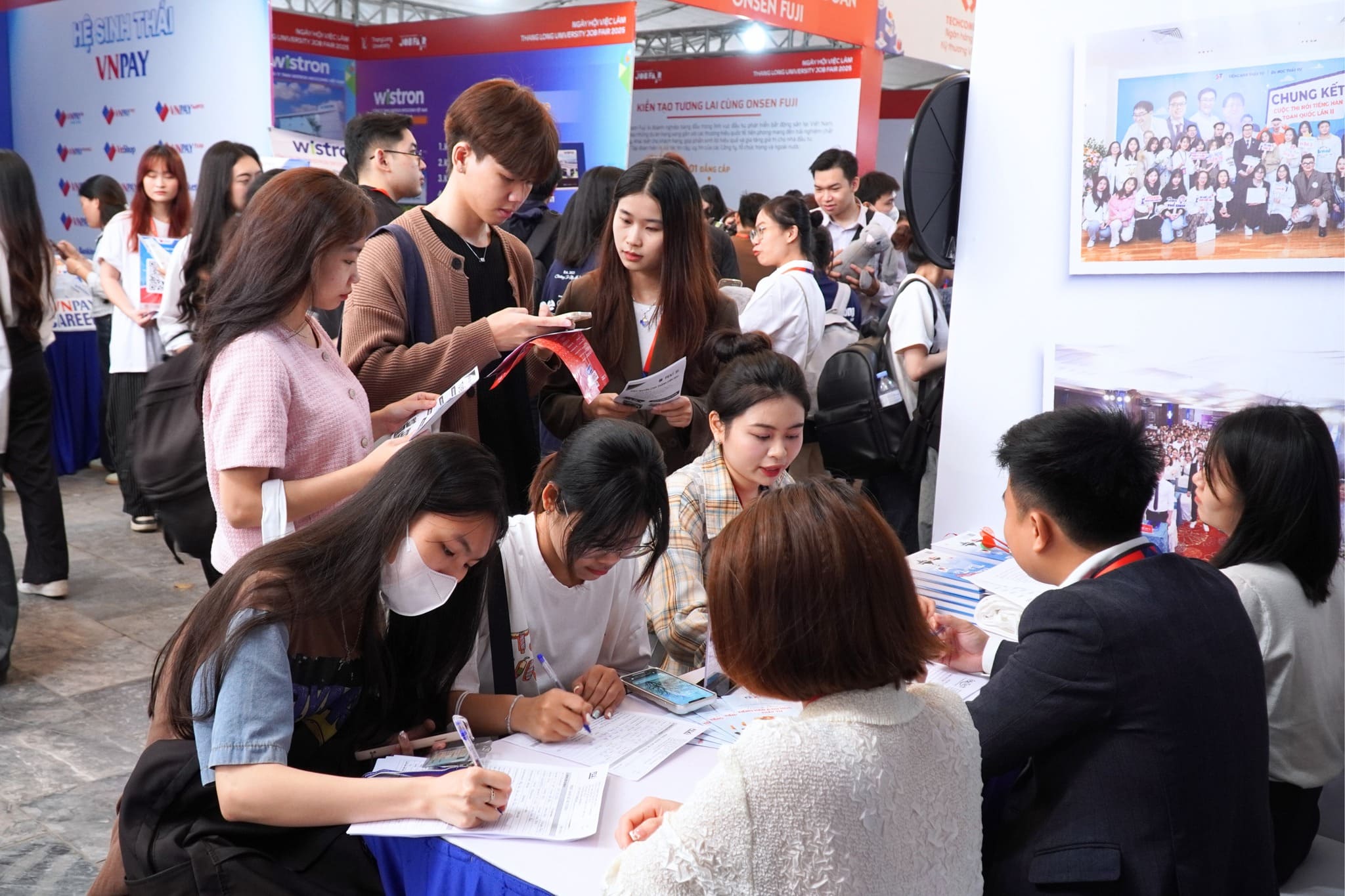 Gian hàng TBT Group – Nơi lan tỏa cơ hội và truyền cảm hứng nghề nghiệp